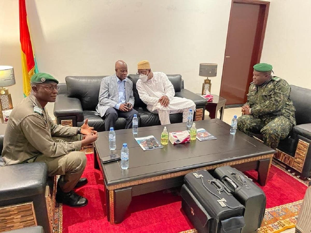 Guinée: le médiateur de la CEDEAO Boni Yayi chaleureusement accueilli à  Conakry