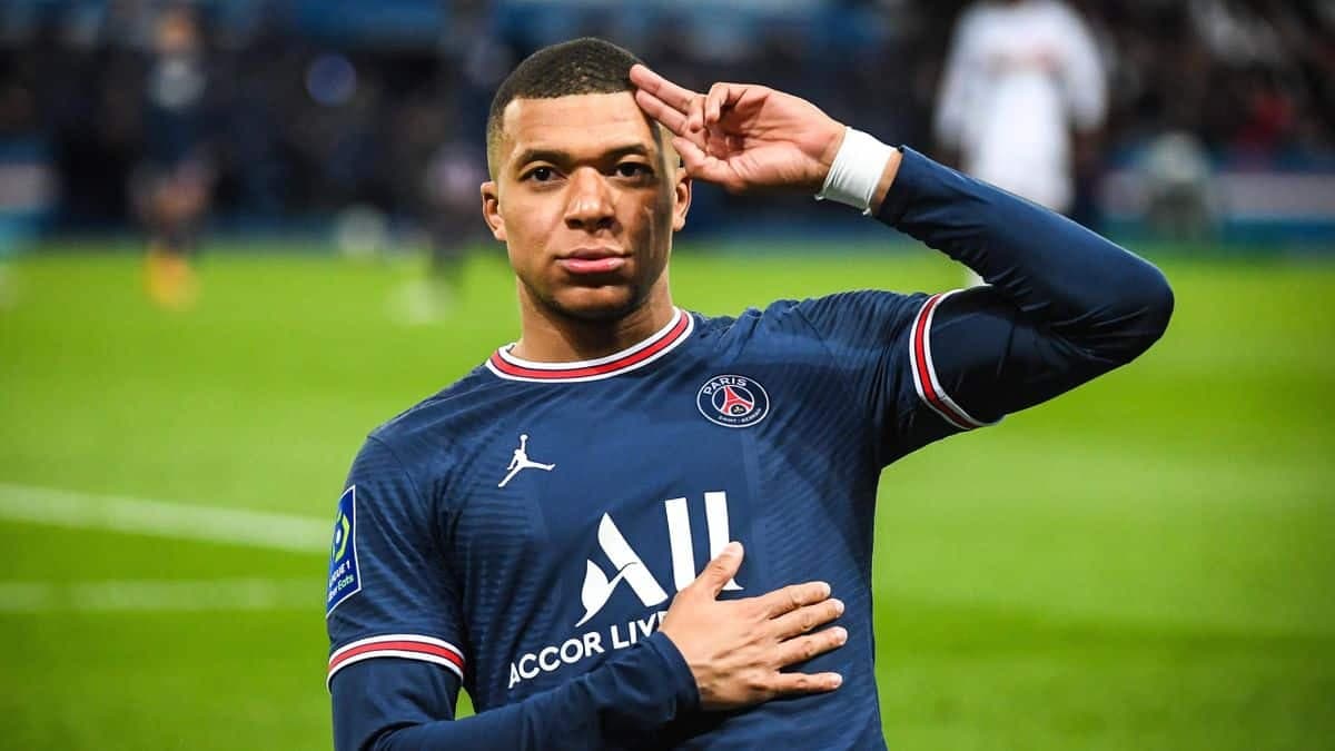 PSG: Kylian Mbappé confirme sa venue en Algérie