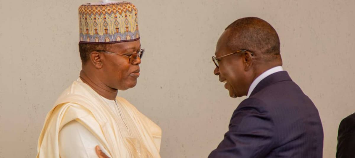 Patrice Talon et Eric Houndété au défilé du 1er août 2022