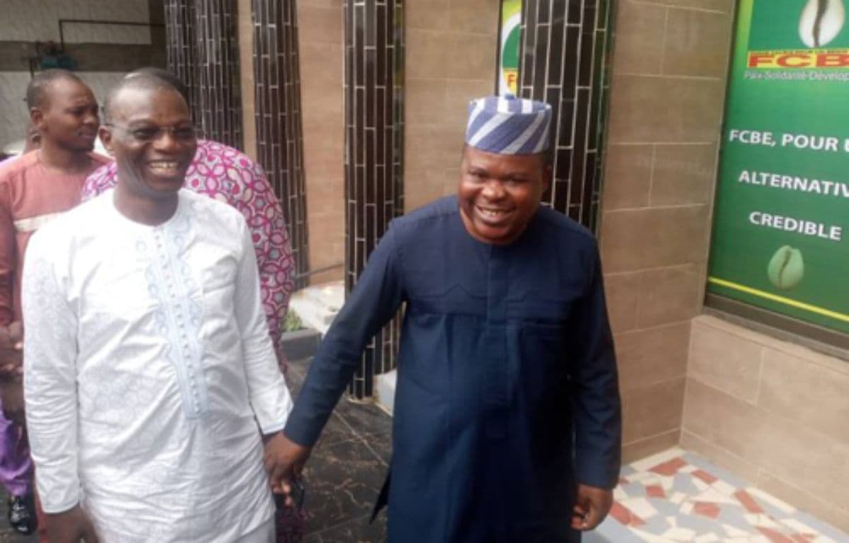 Paul Hounkpè et Iréné Agossa, lors d'une rencontre d'éhanges