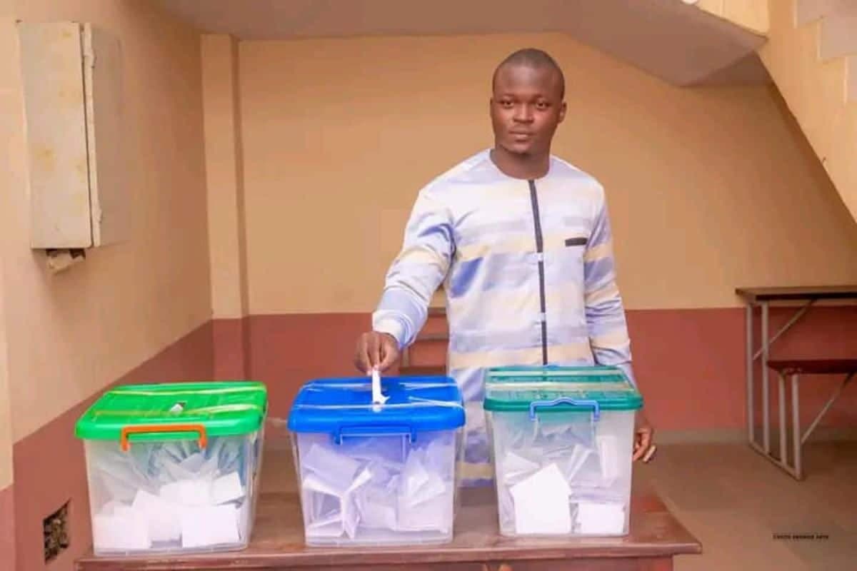 Véritas In'tisor Koudogbo, actuel président de la Fneb