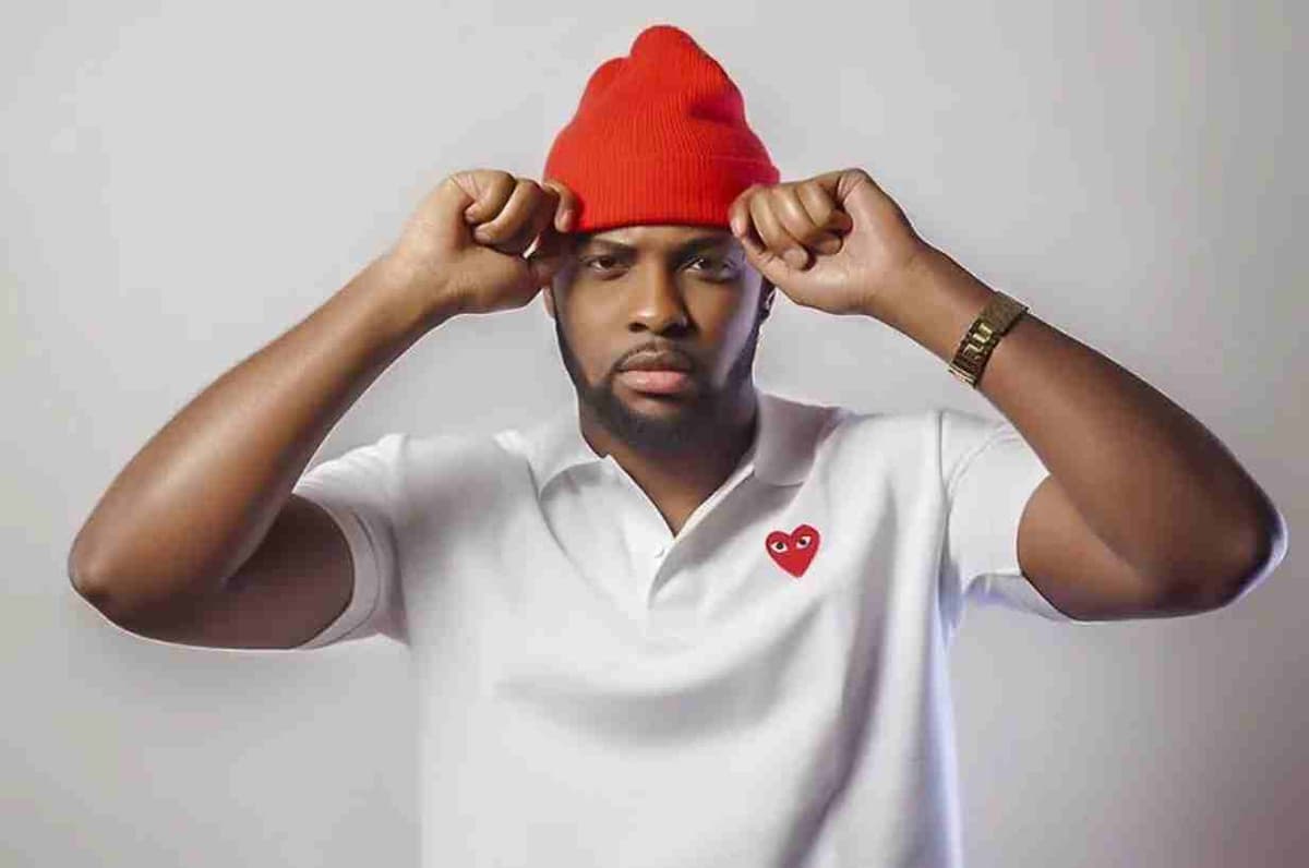 Hiro @ artiste chanteur franco congolais