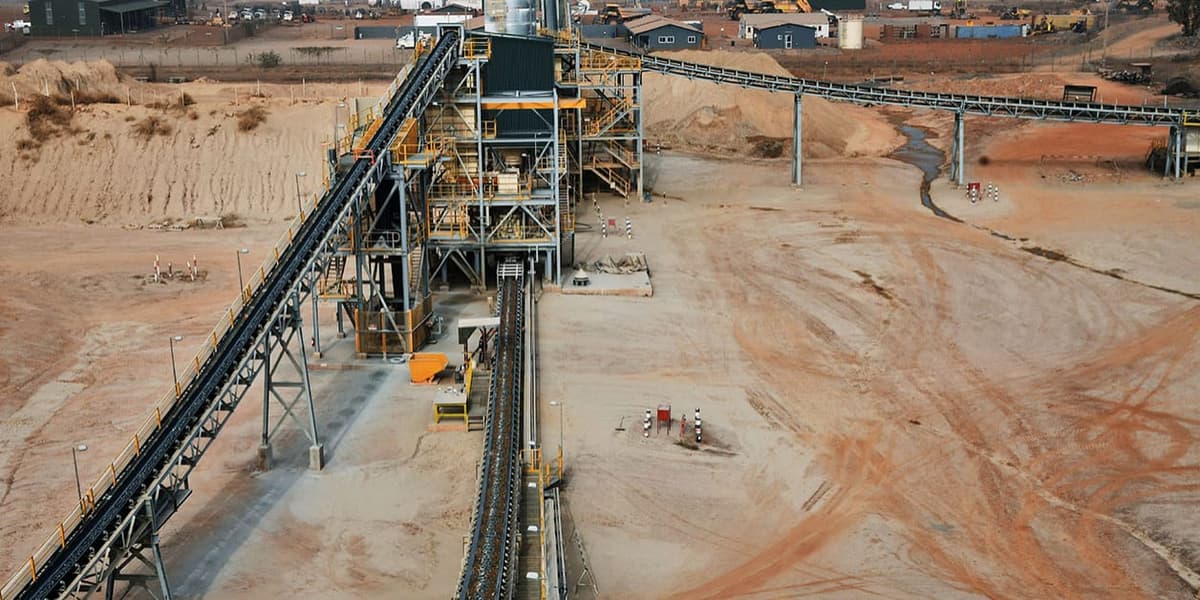 Image d’un site miner au Burkina Faso. Source: Jeune Afrique