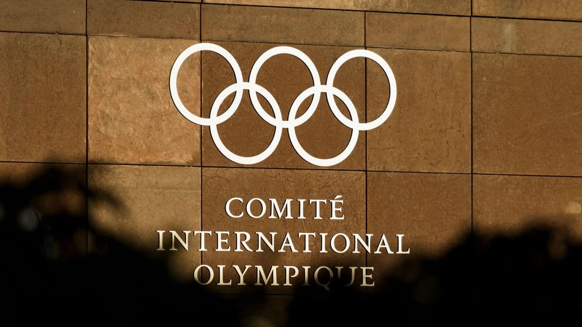 États-Unis : JO — Les hockeyeuses américaines battent le Canada 5-0