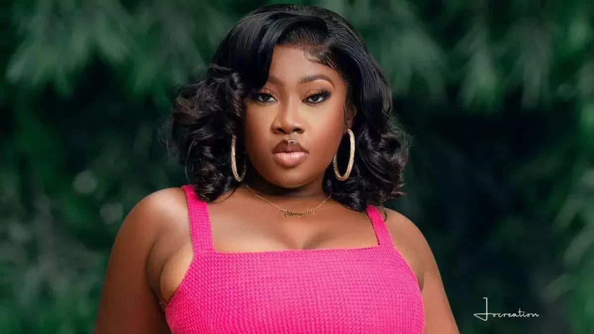 La nudiste ghanéenne Shugatiti