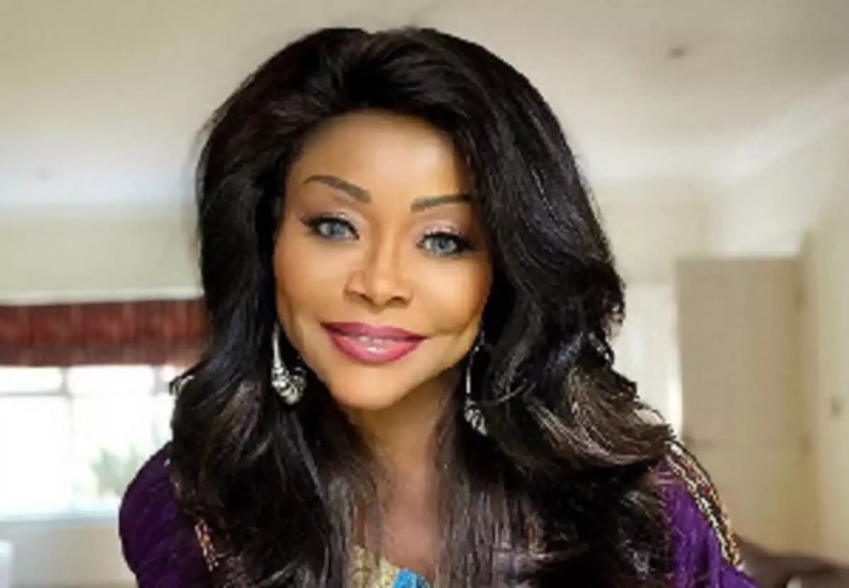 La chanteuse ghanéenne basée au Royaume-Uni, Stephanie Benson