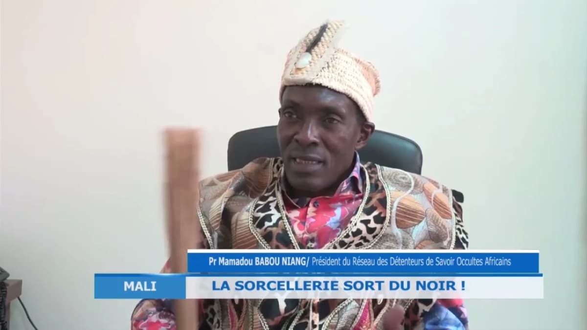 Centre africain de sorcellerie au Mali, symbole de la culture et des traditions locales.