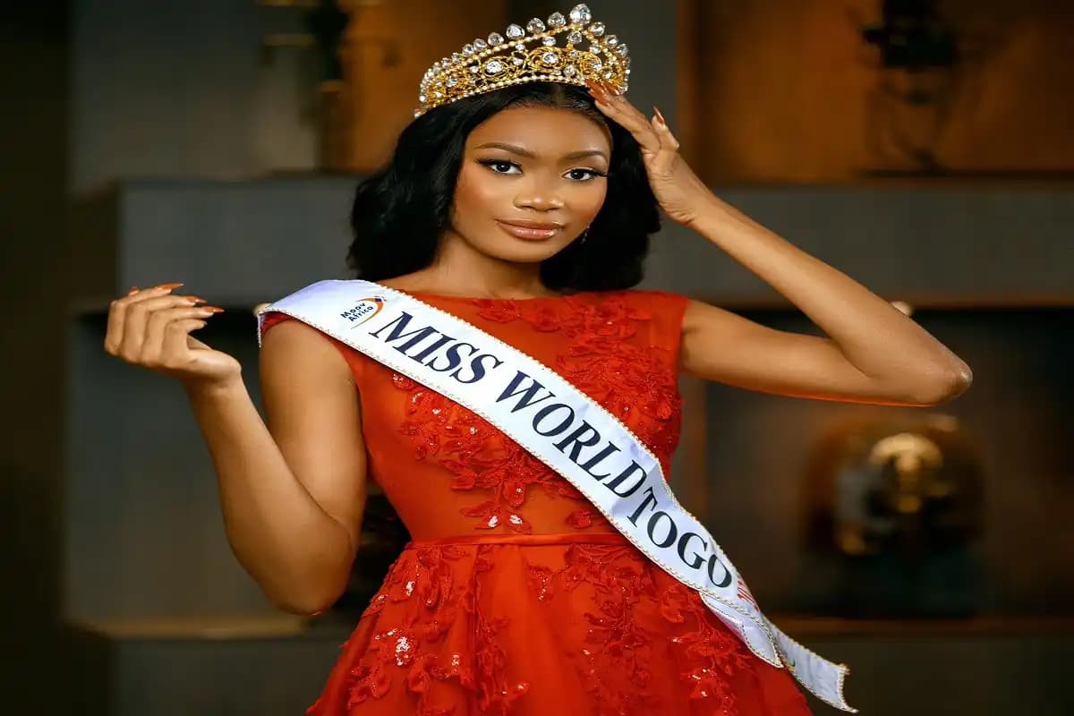 Miss Monde 2023 : Chimène Moladja, la Reine de Beauté Togo 2023 s’est envolée pour Mumbai