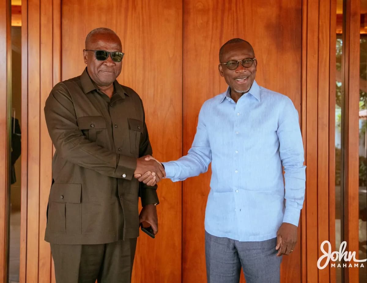 John Dramani Mahama et Patrice Talon lors d'une rencontre diplomatique à Cotonou.