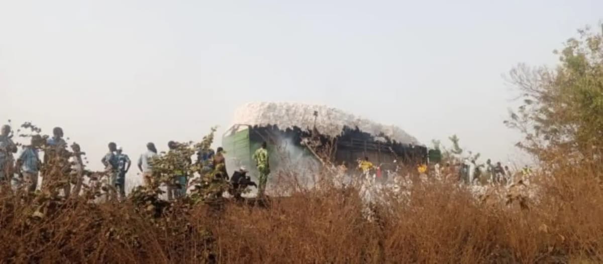 Burkina Faso : un incendie dévaste plus de 140 tonnes de coton à Doussi