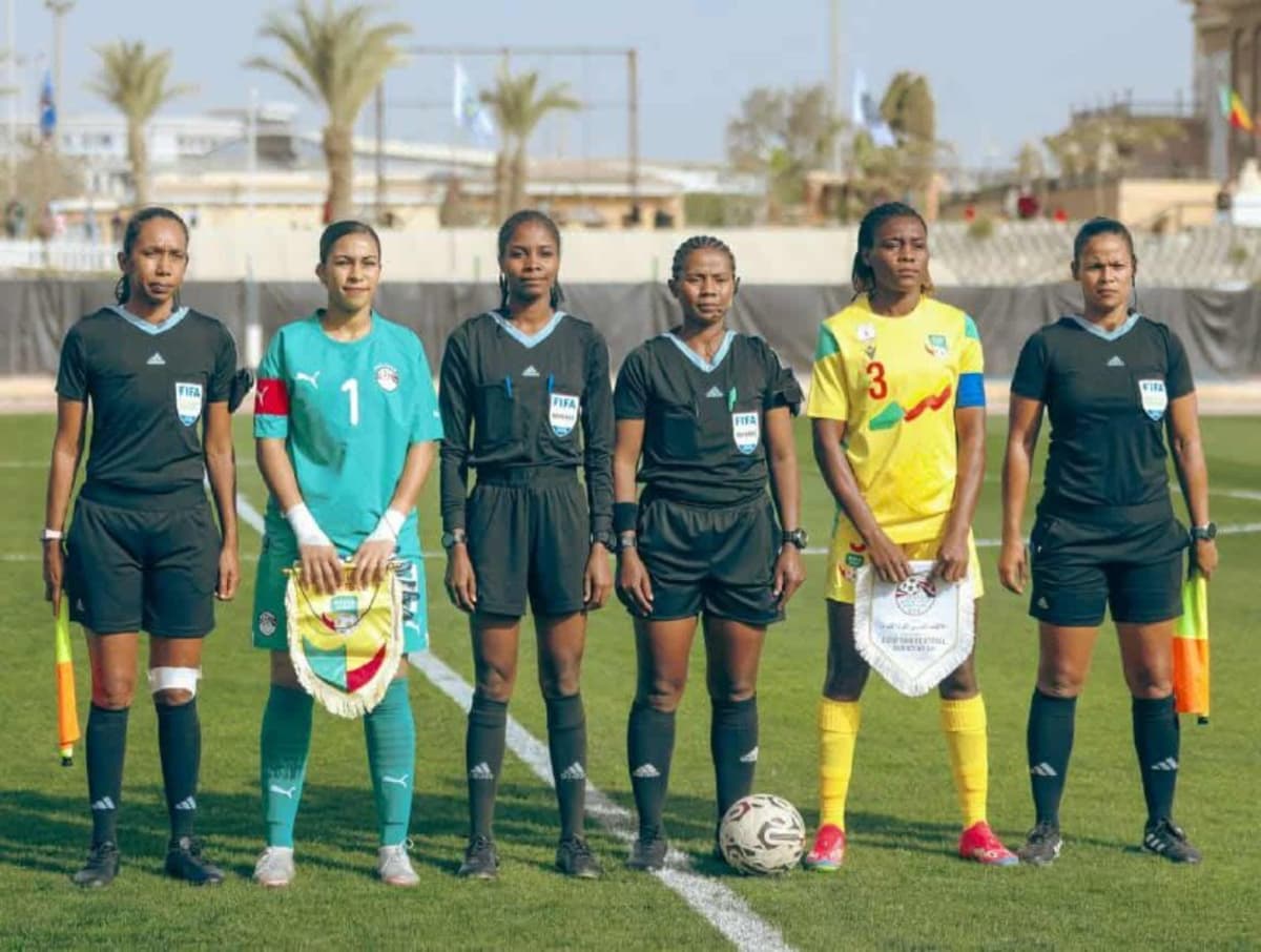 Mondial féminin U20 2026 (Q): quand une invasion d’abeilles retarde le match Bénin – Egypte