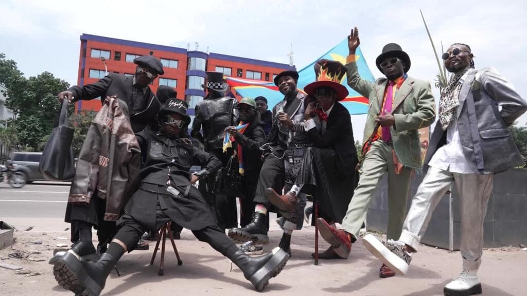 RDC : Stervos Niarcos, pape de la Sape, célébré à Kinshasa 31 ans après sa mort