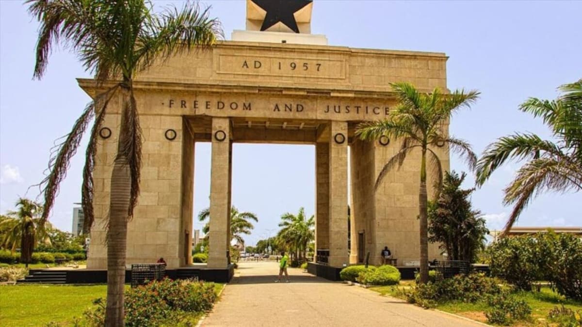 Ghana : Les autorités mettent en place un cadre pour accélérer la cotation des banques à la Bourse