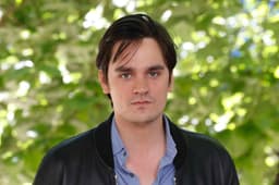 Alain-Fabien Delon : son chien tué, 30 Millions d’Amis porte plainte