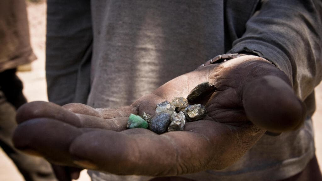 Tanzanie : le gouvernement révoque des dizaines de licences minières