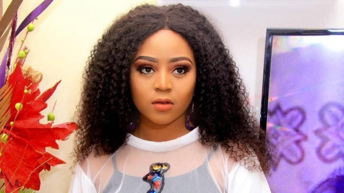 Consommation de drogues et substances illicites: Regina Daniels se soumet finalement à un test de dépistage
