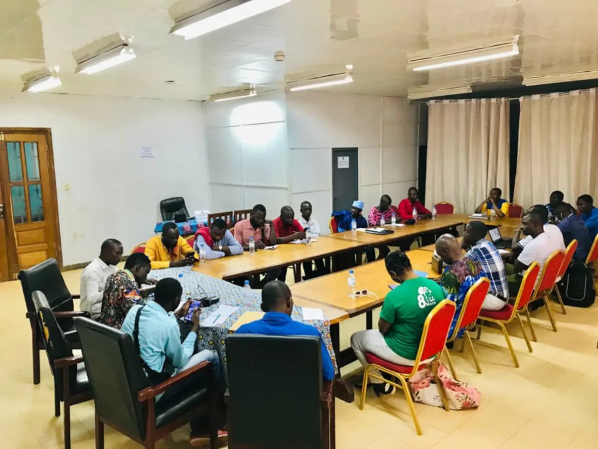 La Table ronde du "CICAUSAC" appelle à protéger l'indépendance juridique de la RCA